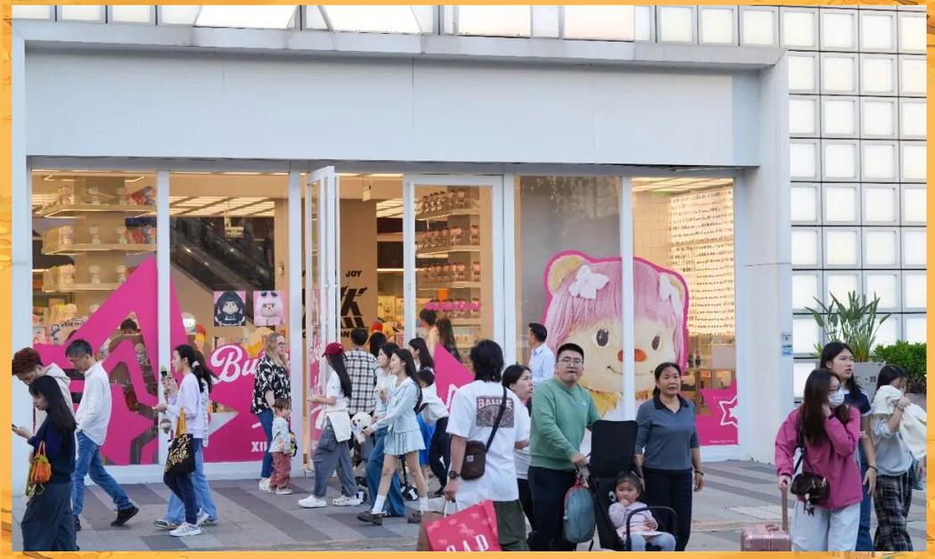 南城新春:传统醒狮与10米机甲悟空同框,科技年味一次拉满