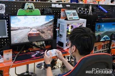 万圣狂欢酷玩趴 吾空科技携手电竞燃爆科技盛宴